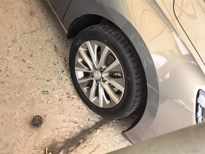 Фото 6 - Buick GL6