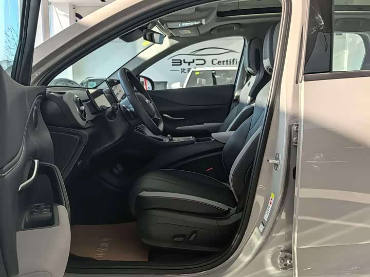 Фото 7 - BYD Sea Lion 05 DM-i Hybrid