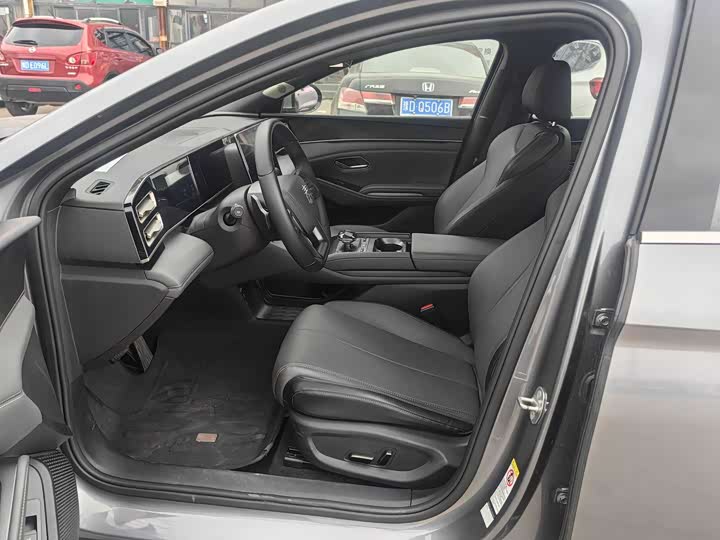 Фото 8 - BYD Qin L