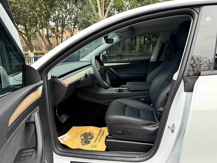 Фото 7 - Tesla Model Y