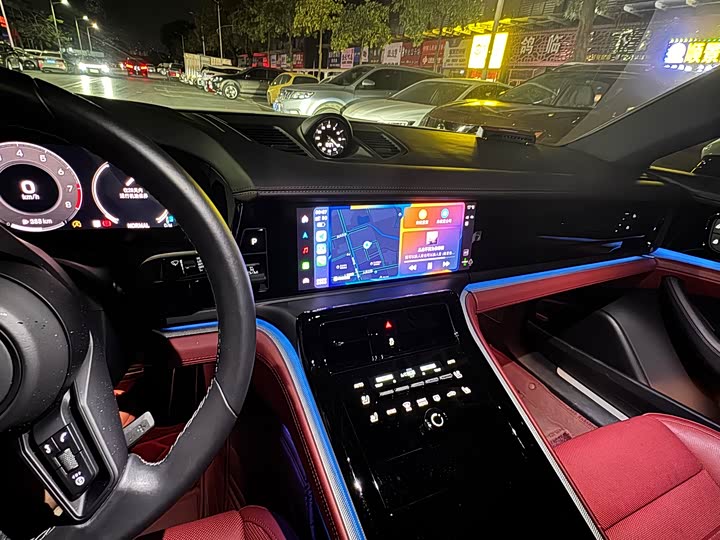 Фото 7 - Porsche Panamera