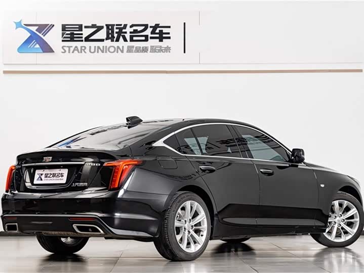 Фото 8 - Cadillac CT5