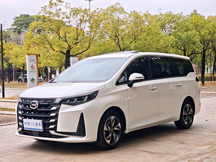 Фото 1 - GAC Trumpchi M6