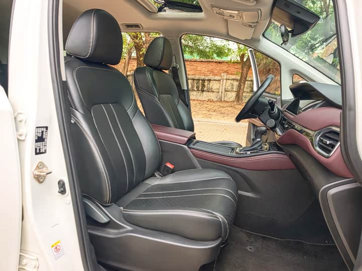 Фото 7 - GAC Trumpchi M6