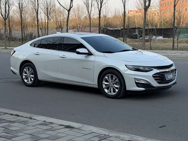 Фото 3 - Chevrolet Malibu XL