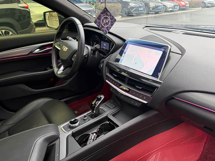 Фото 6 - Cadillac CT5