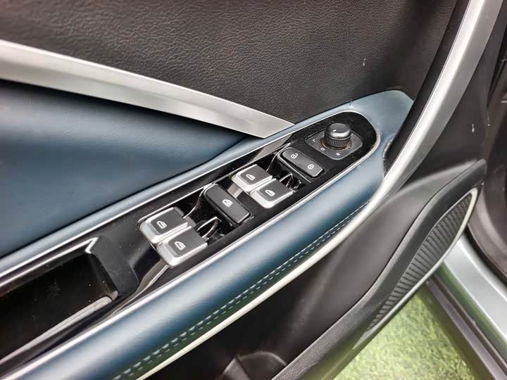 Фото 5 - Geely Jiaji