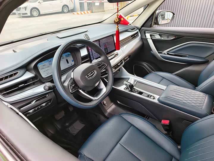 Фото 9 - Geely Jiaji