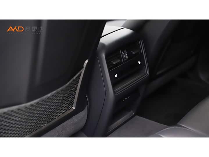 Фото 9 - Porsche Cayenne