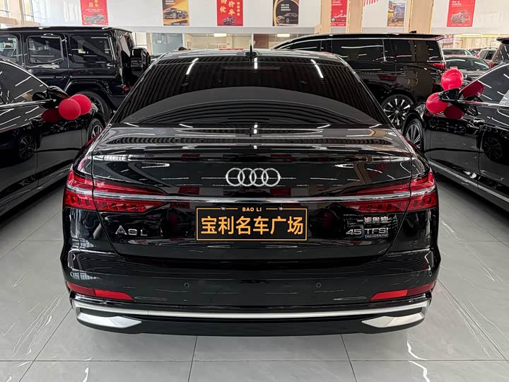 Фото 5 - Audi A6L