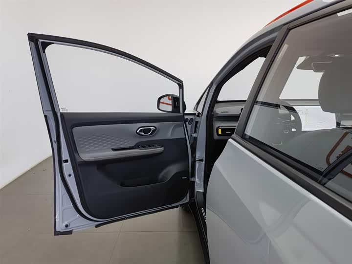 Photo 8 - GAC Aion Y