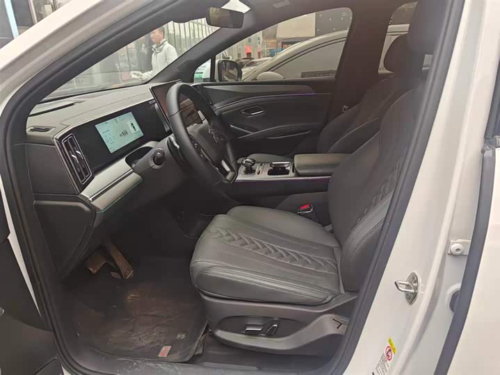 Фото 4 - BYD Song L DM-i Hybrid