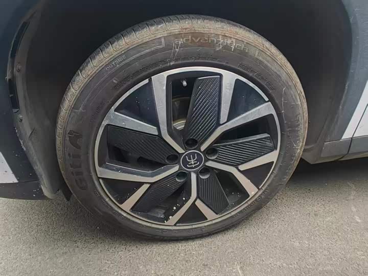 Фото 8 - BYD Song L DM-i Hybrid