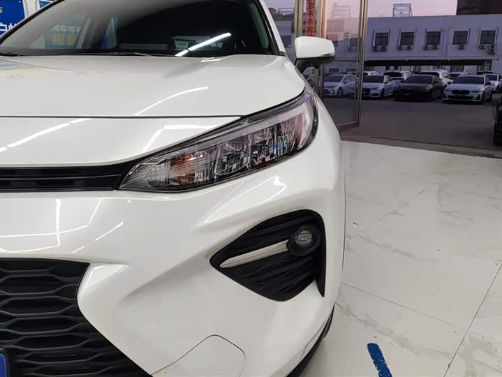 Фото 5 - Toyota Wildlander