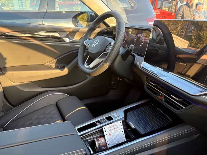 Фото 3 - Volkswagen Magotan