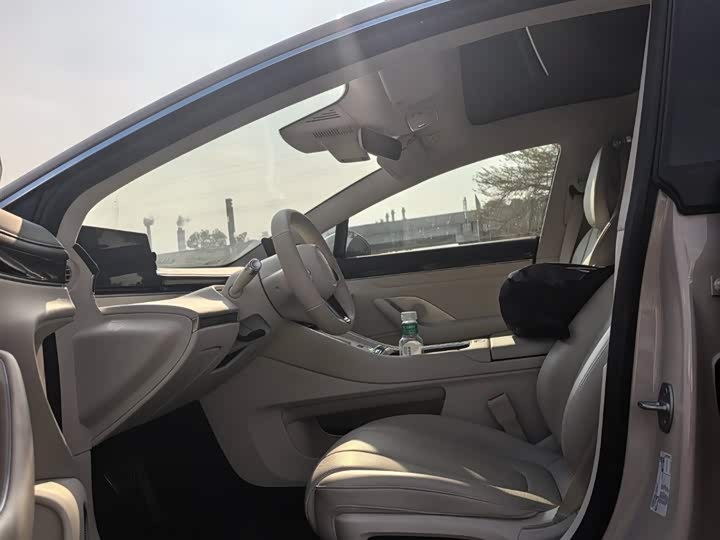 Фото 5 - Luxeed S7