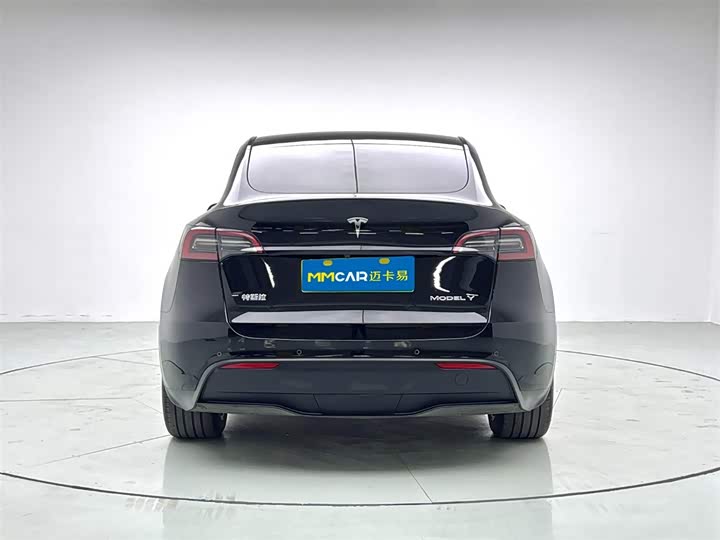 Фото 4 - Tesla Model Y