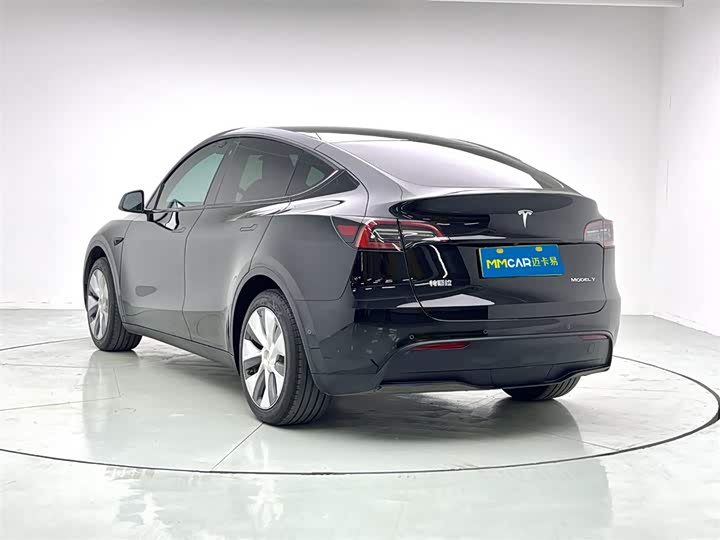 Фото 5 - Tesla Model Y