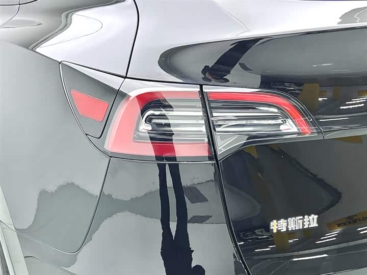 Фото 7 - Tesla Model Y