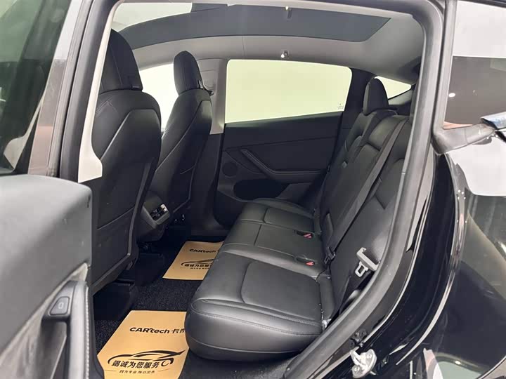 Фото 9 - Tesla Model Y