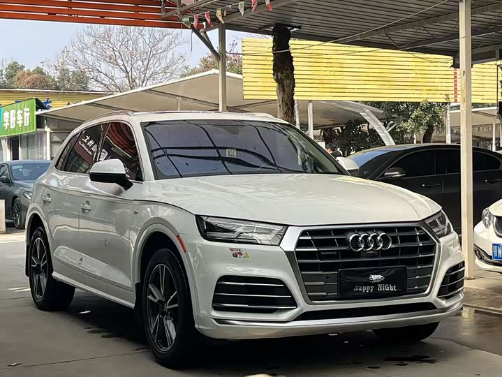 Фото 3 - Audi Q5L