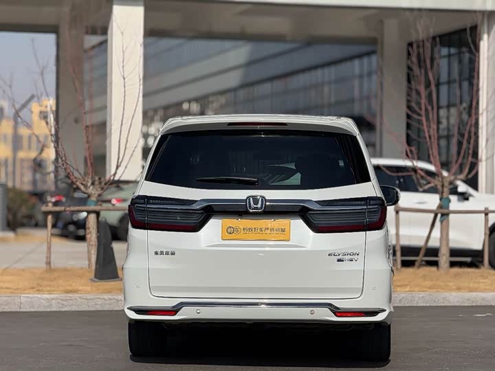 Фото 5 - Honda Elysion