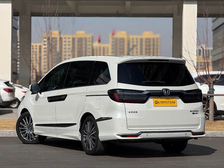 Фото 6 - Honda Elysion
