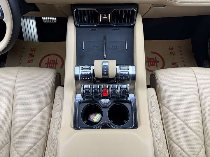 Фото 7 - BYD FangChengBao Leopard 8