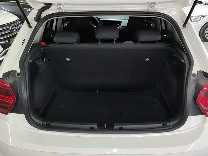 Фото 4 - Volkswagen Polo