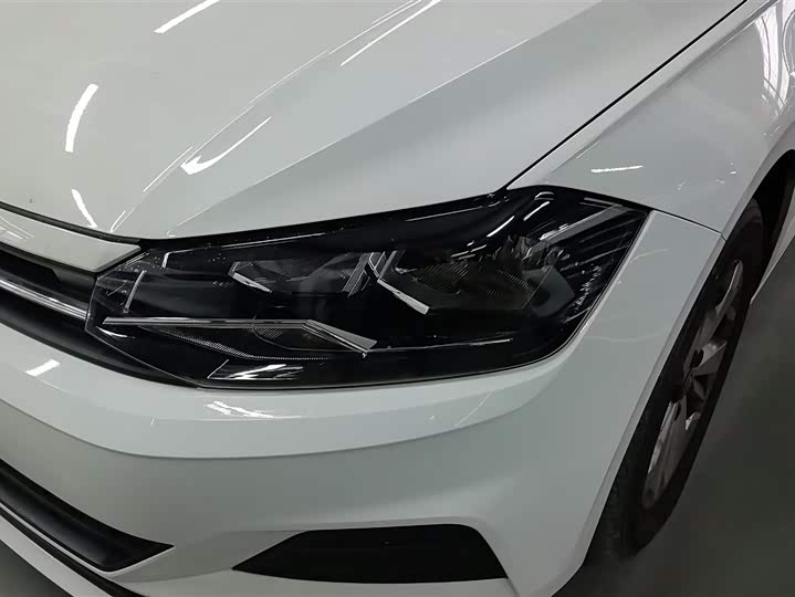 Фото 5 - Volkswagen Polo