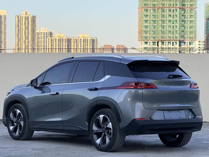 Фото 4 - GAC Aion V