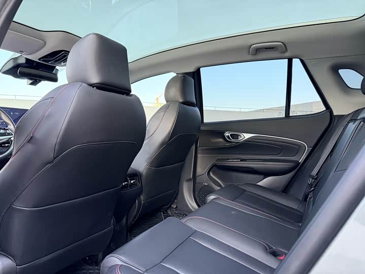 Фото 9 - GAC Aion V