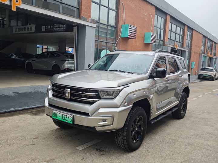 Фото 1 - Tank 400 Hybrid