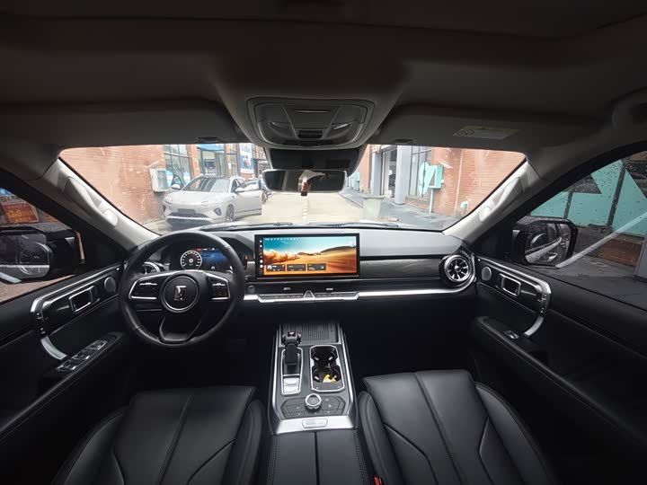 Фото 8 - Tank 400 Hybrid