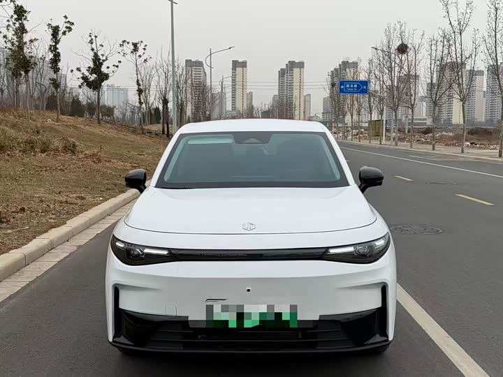 Фото 2 - Leapmotor C10