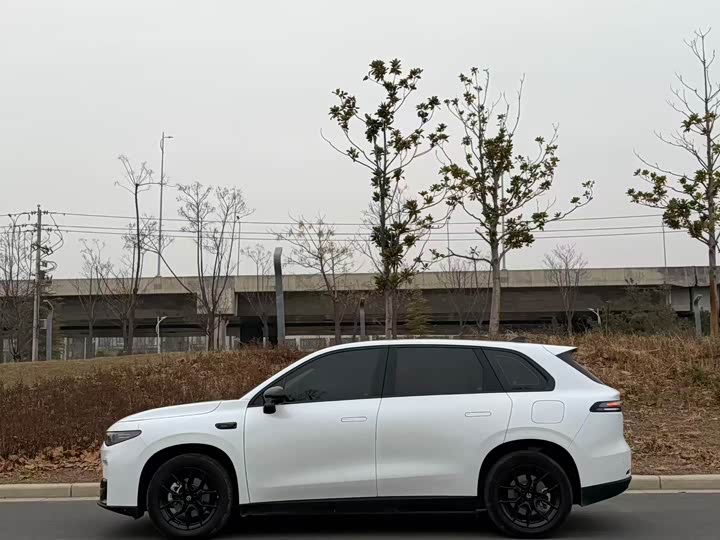 Фото 9 - Leapmotor C10