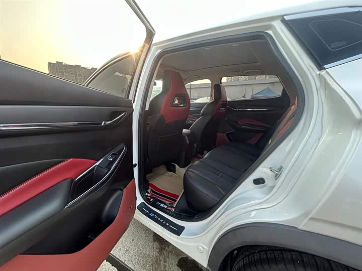 Фото 8 - Changan Oshan X5