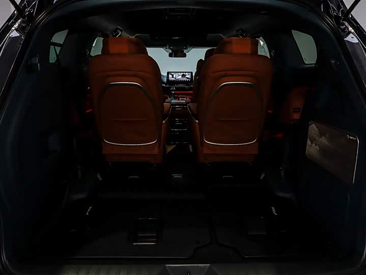 Фото 6 - Toyota Granvia