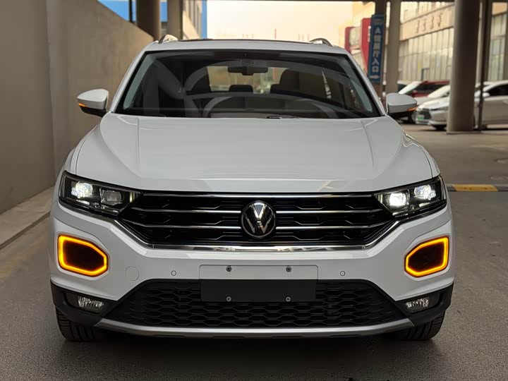 Фото 2 - Volkswagen T-Roc