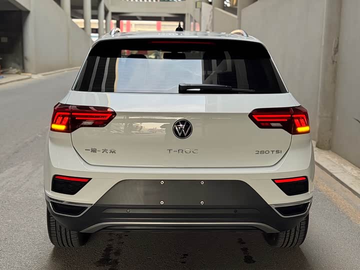 Фото 5 - Volkswagen T-Roc