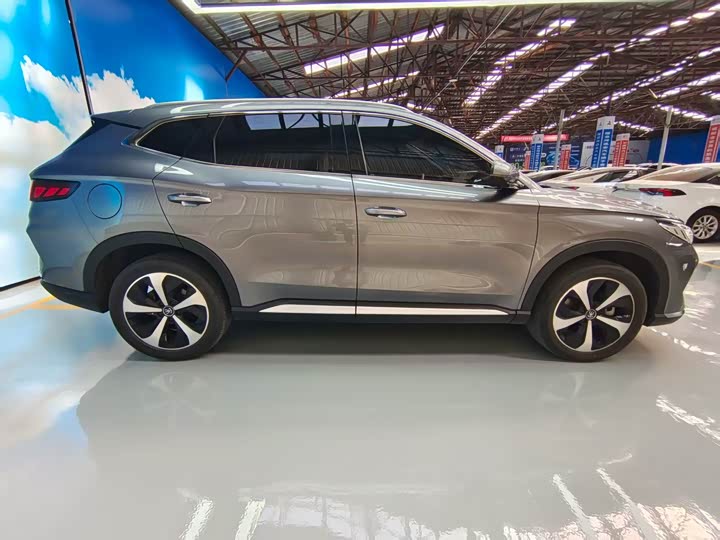 Фото 4 - BYD Song Plus