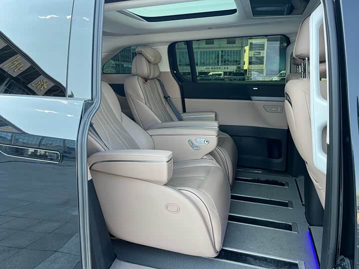 Фото 8 - XPeng X9