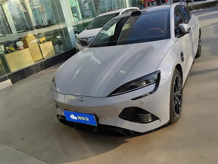 Фото 2 - BYD Seal