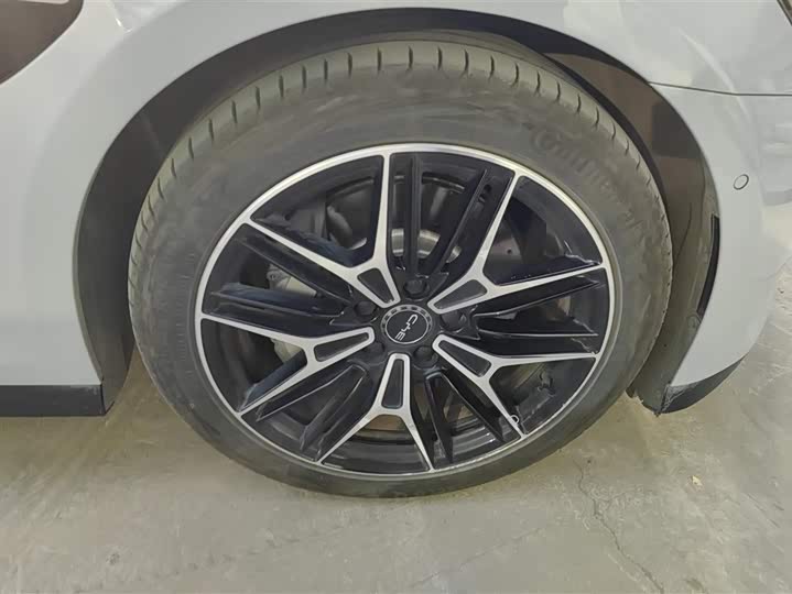 Фото 6 - BYD Seal