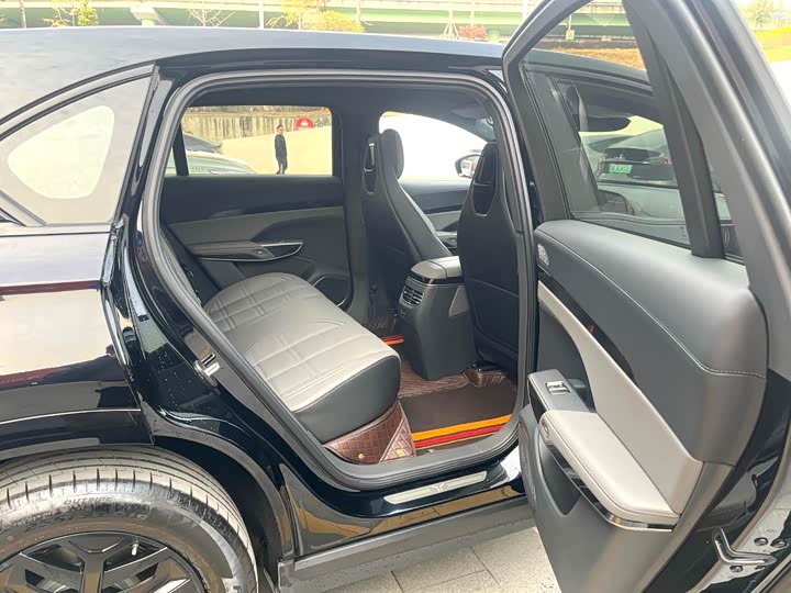 Фото 8 - Hongqi EHS7 (Tiangong 08)