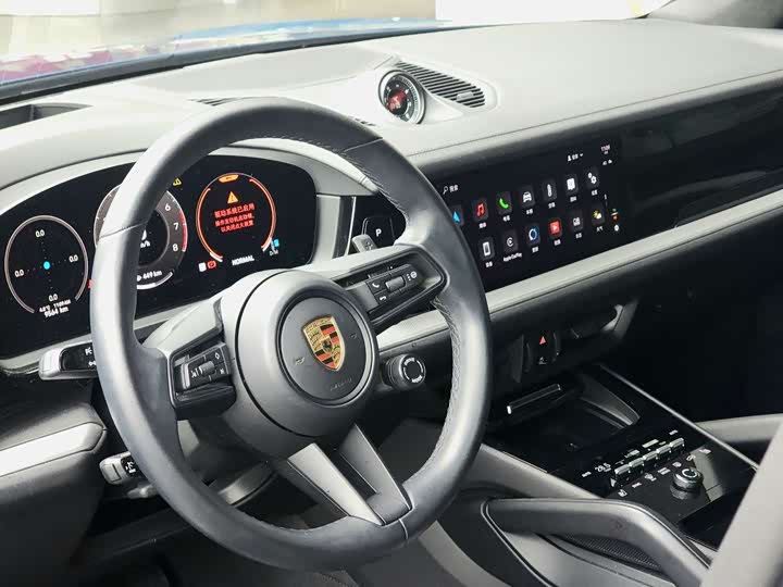 Фото 7 - Porsche Cayenne