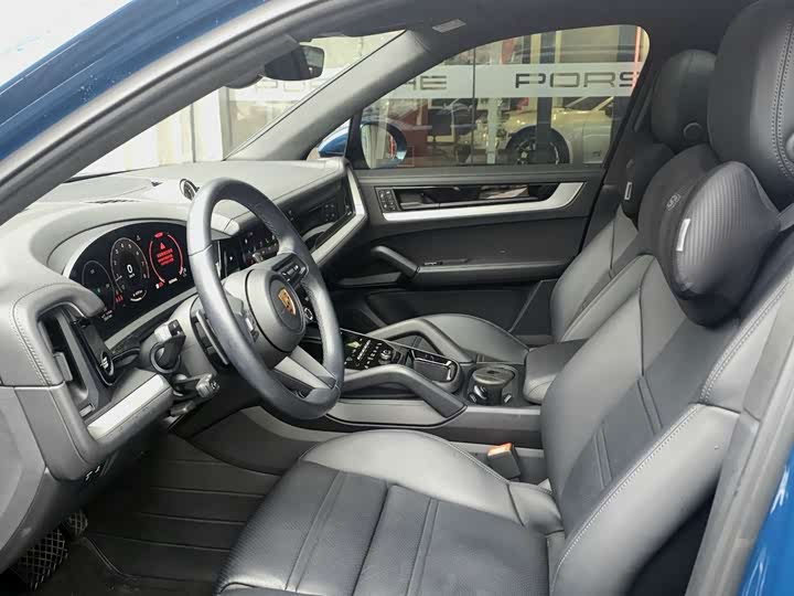 Фото 8 - Porsche Cayenne