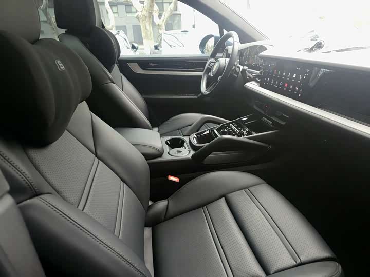 Фото 9 - Porsche Cayenne