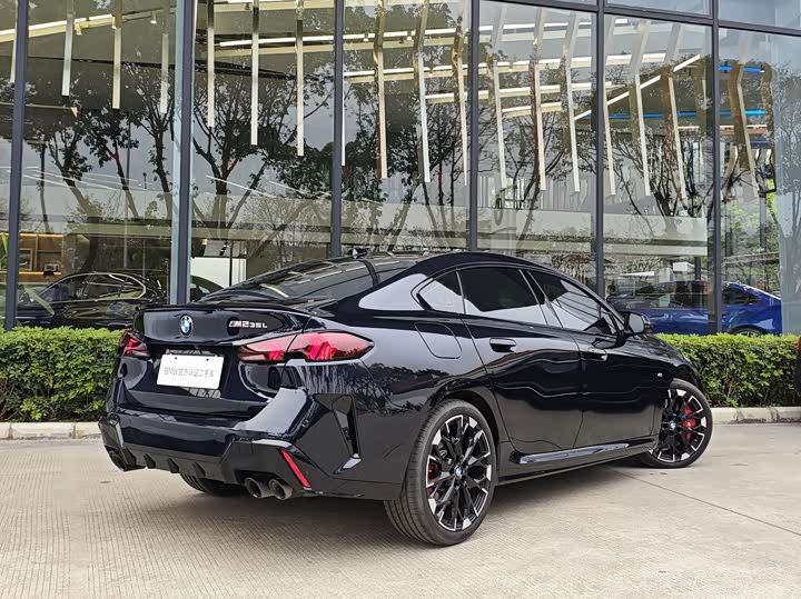 Фото 2 - BMW 2 Series