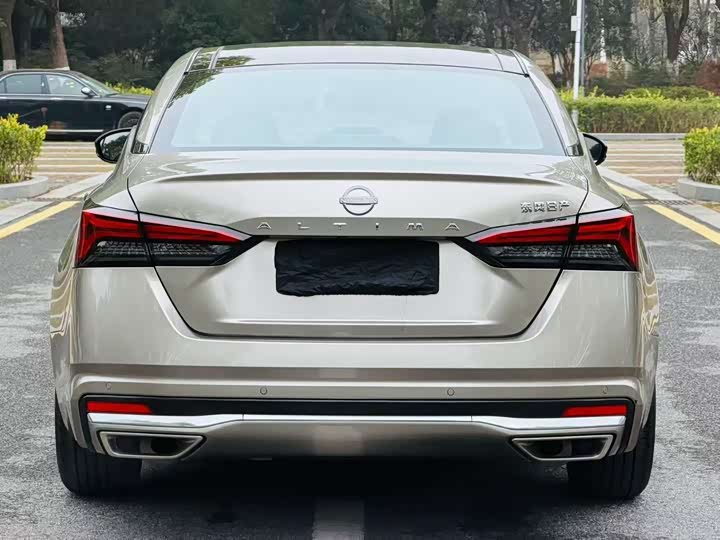 Фото 4 - Nissan Teana